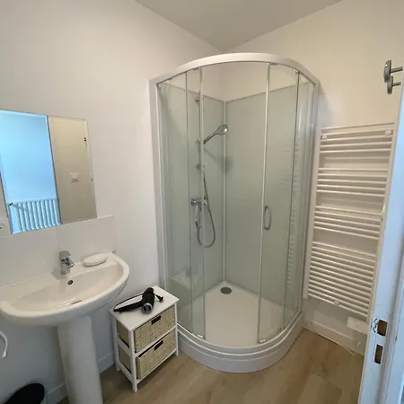 Maison - Avec Son Boulodrome ! *